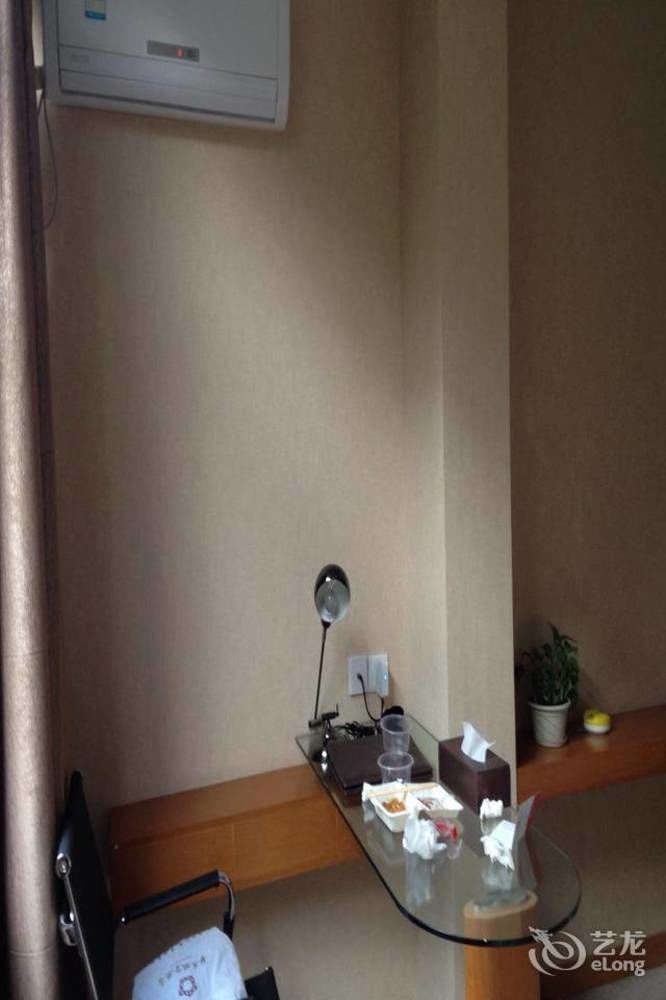 Shenzhen Huamao Aviatic Hotel Kültér fotó
